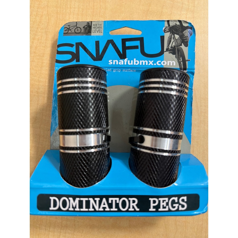SNAFU Dominator BMX Bike Pegs Black Knurled 3/8 Inch Axle Pair 5747